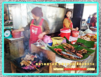 ร้านขายอาหารของตลาดสามชั้น