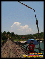 สะพานมอญอันเก่า