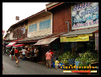 ร้านค้าที่ตลาดท่านา