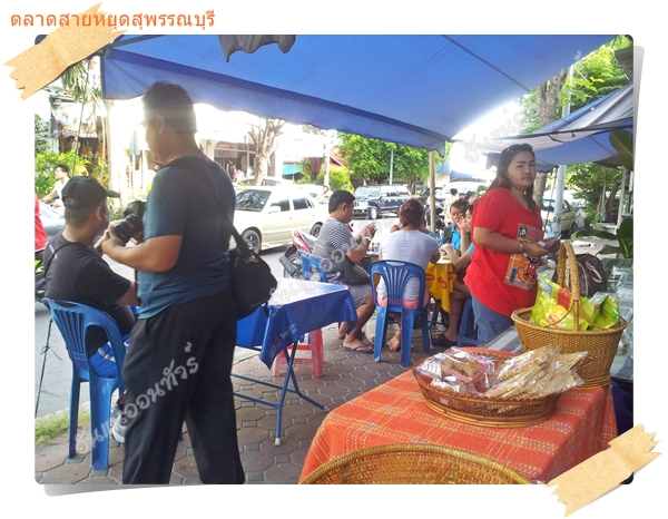 ร้านข้าวมันไก่หน้าหน้าตลาดสายหยุด