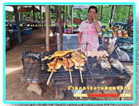 ร้านอาหารหน้าทางเข้าน้ำตกธารงาม 